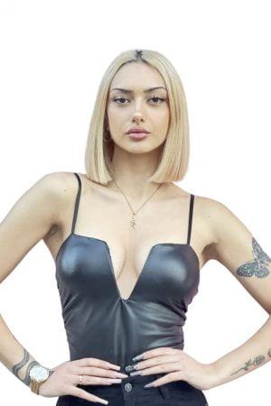 ΚΟΡΜΑΚΙ ΔΕΡΜΑΤΙΝΟ ΜΕ ΑΝΟΙΓΜΑ ΣΤΟ ΣΤΗΘΟΣ