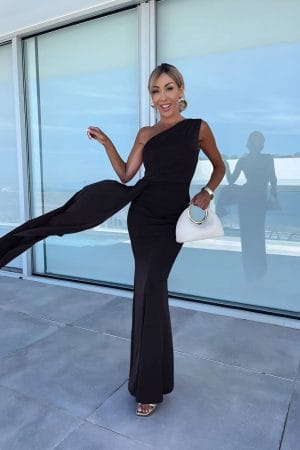 ΦΟΡΕΜΑ ΜΑΚΡΥΜΕ ΕΝΑΝ ΩΜΟ